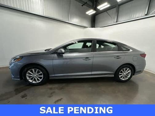 2018 Hyundai SONATA SE
