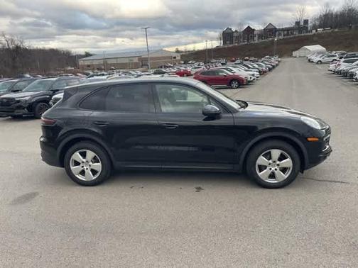 2019 Porsche Cayenne Cayenne