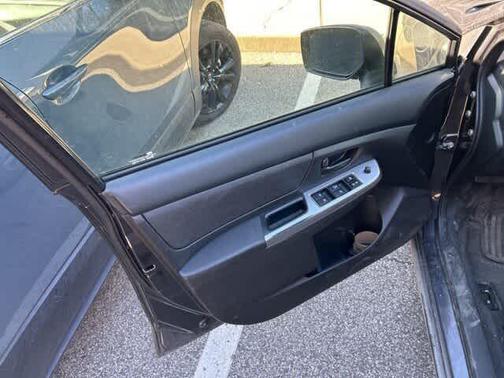 2016 Subaru Impreza 2.0i