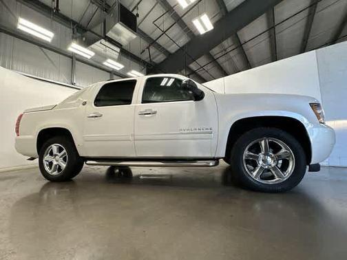 2013 Chevrolet Avalanche LTZ
