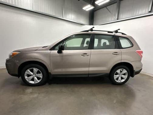2016 Subaru Forester 2.5i