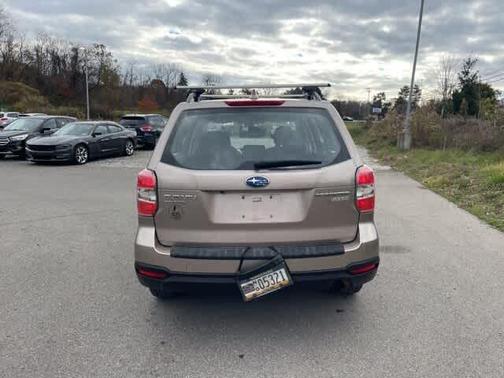 2016 Subaru Forester 2.5i