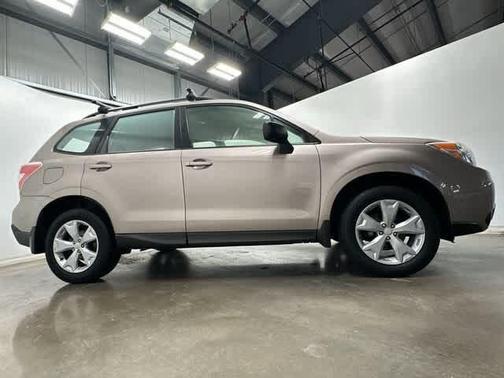 2016 Subaru Forester 2.5i