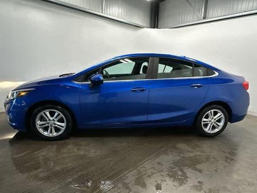 2016 Chevrolet Cruze LT Auto