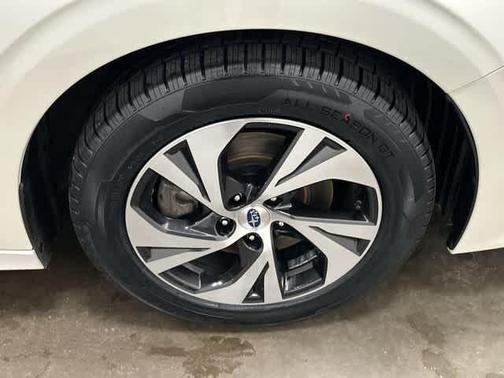 2021 Subaru Legacy Base