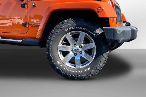 Crush Clearcoat 2012 Jeep Wrangler Unlimited Sahara