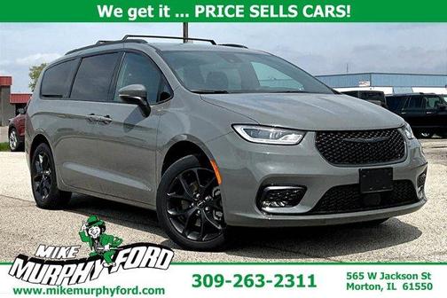2023 Chrysler Pacifica Touring-L