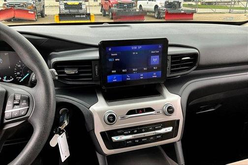 2021 Ford Explorer Base