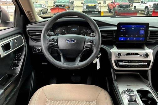 2021 Ford Explorer Base