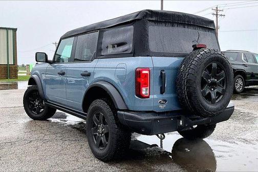 Azure Gray Metallic 2024 Ford Bronco Black Diamond