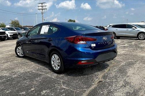 2019 Hyundai ELANTRA SE