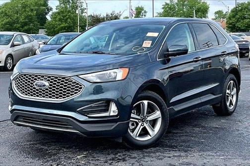 Blue Metallic 2024 Ford Edge SEL