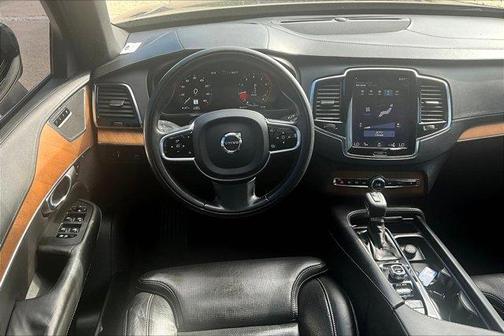 2016 Volvo XC90 T6 Inscription