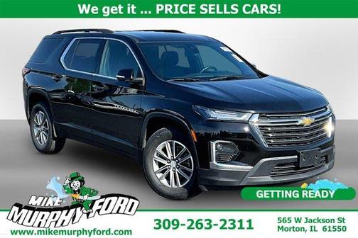 Mosaic Black Metallic 2023 Chevrolet Traverse LT Cloth