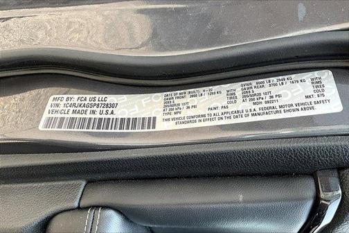 2023 Jeep Grand Cherokee L Laredo