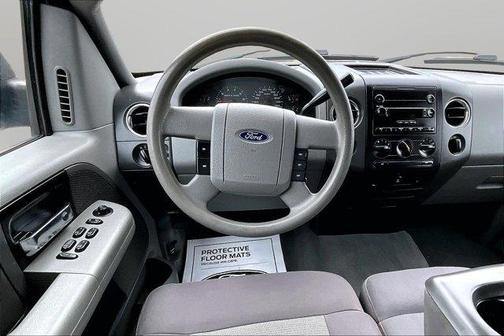 2004 Ford F-150 XLT SuperCrew