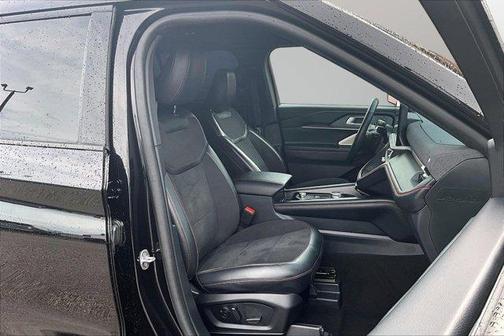 Black Metallic 2025 Ford Explorer ST