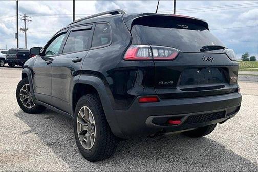 Diamond Black 2020 Jeep Cherokee Trailhawk