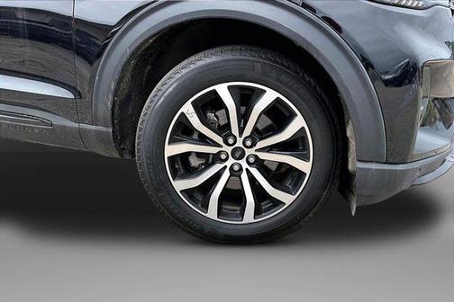 Black Metallic 2025 Ford Explorer ST-Line 4WD
