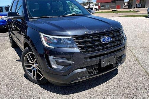 Quartz Metallic 2017 Ford Explorer sport