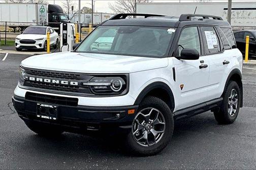 Oxford White 2024 Ford Bronco Sport Badlands