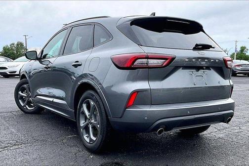 Carbonized Gray Metallic 2023 Ford Escape ST-Line