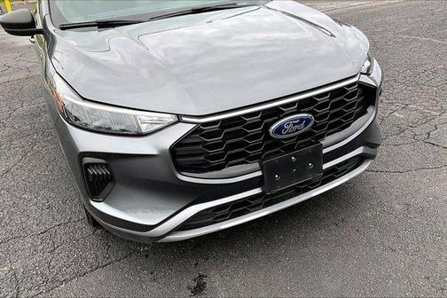 Carbonized Gray Metallic 2023 Ford Escape ST-Line