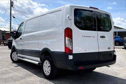 Oxford White 2024 Ford Transit-250