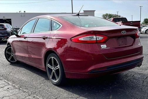 Ruby Red Metallic Tinted Clearcoat 2014 Ford Fusion SE