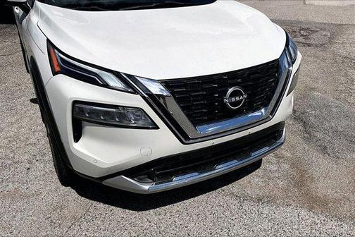 White 2023 Nissan Rogue Platinum