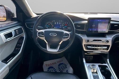 White Metallic 2023 Ford Explorer XLT