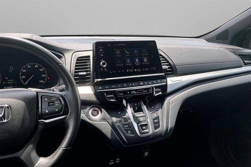 White 2025 Honda Odyssey Sport-L
