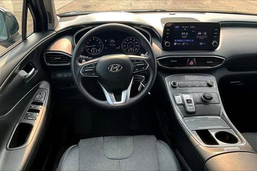 2022 Hyundai SANTA FE SE