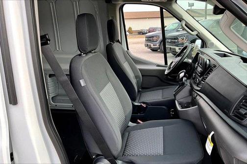 2025 Ford Transit-250 148 WB Medium Roof Cargo