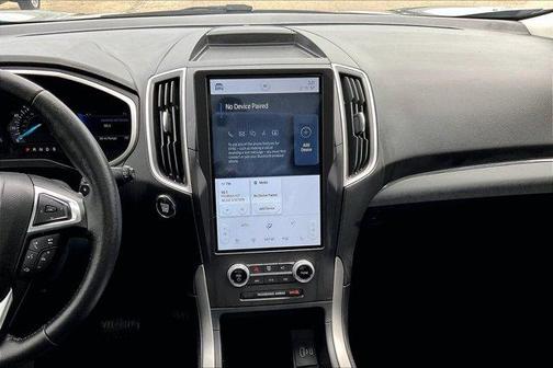 Silver Metallic 2021 Ford Edge SEL