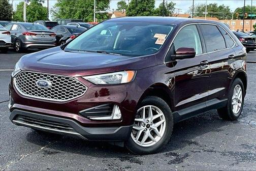 Burgundy 2023 Ford Edge SEL