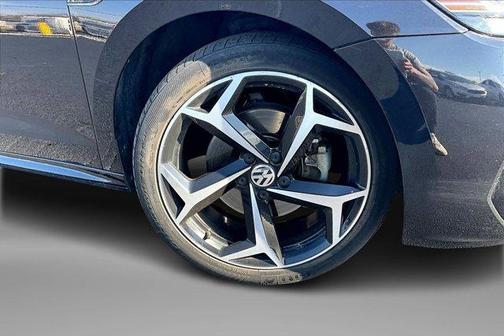 2020 Volkswagen Passat 2.0T R-Line