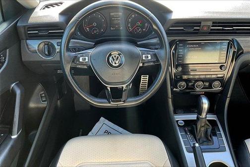 2020 Volkswagen Passat 2.0T R-Line