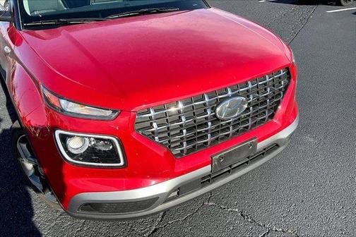 2022 Hyundai VENUE Limited