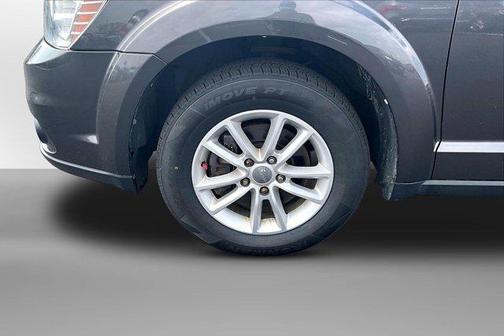 Granite Crystal Clearcoat Metallic 2017 Dodge Journey SXT