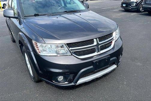 Granite Crystal Clearcoat Metallic 2017 Dodge Journey SXT