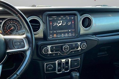 Metallic 2020 Jeep Wrangler Unlimited Sahara