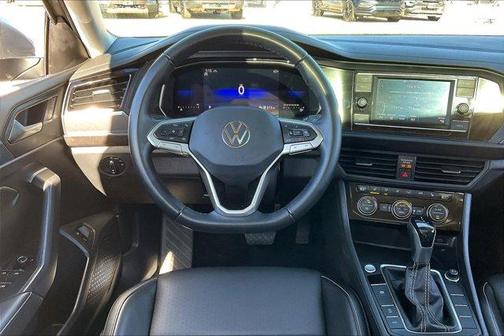 2022 Volkswagen Jetta 1.5T SE