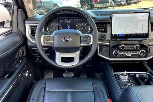 2023 Ford Expedition XLT