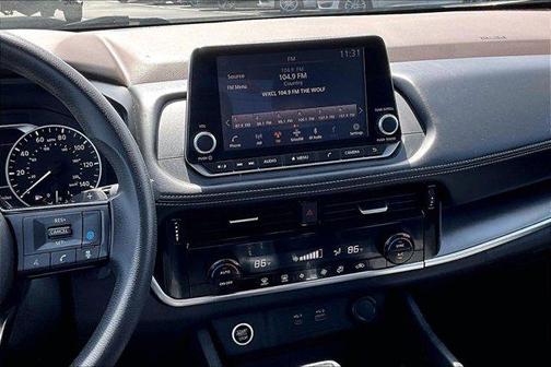 Brilliant Silver Metallic 2022 Nissan Rogue SV