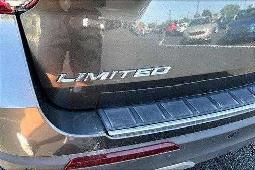 Magnetic 2020 Ford Explorer Limited