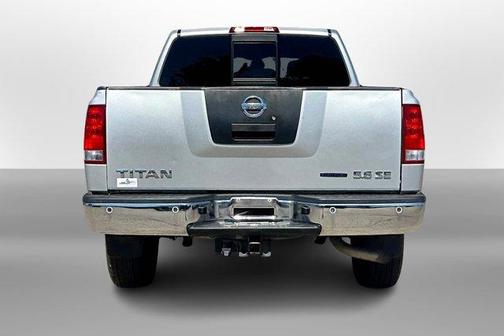 2010 Nissan Titan SE