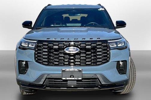 2025 Ford Explorer ST-Line 4WD