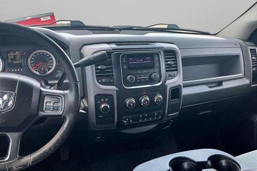 Brilliant Black Crystal Pearlcoat 2017 RAM 2500 Tradesman