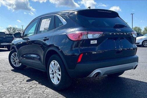 Antimatter Blue Metallic 2021 Ford Escape SE